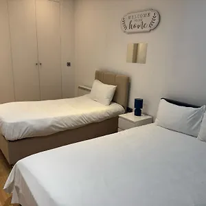 Pensjonat Comfortable - Cosy - Budget In Center **